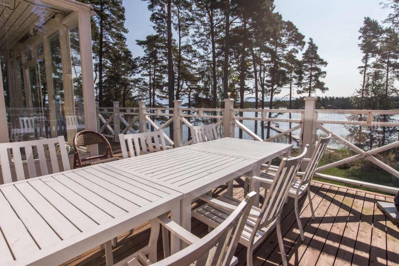 Villa Harald - Beachfront Hitis Bagian luar foto