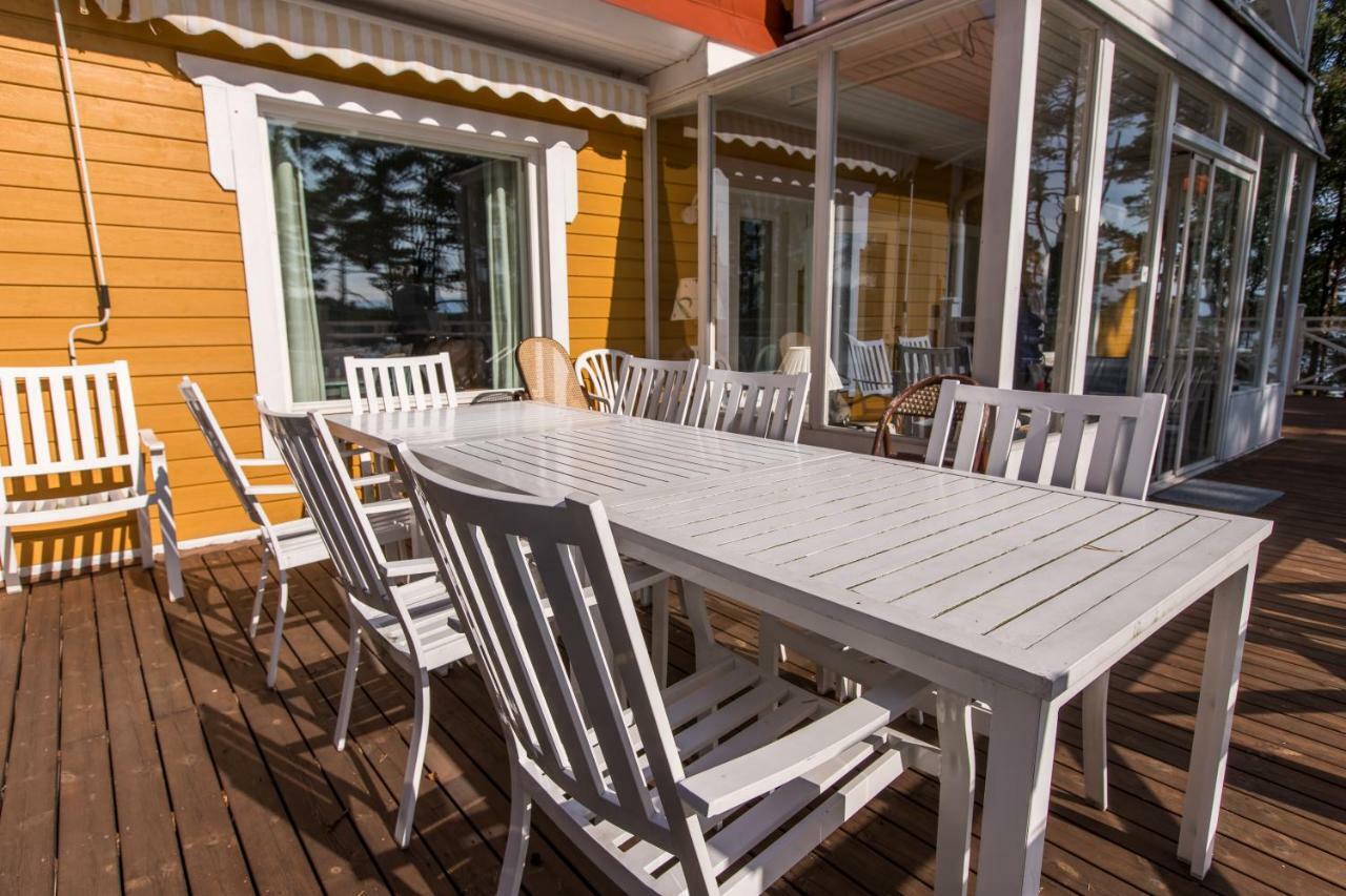 Villa Harald - Beachfront Hitis Bagian luar foto
