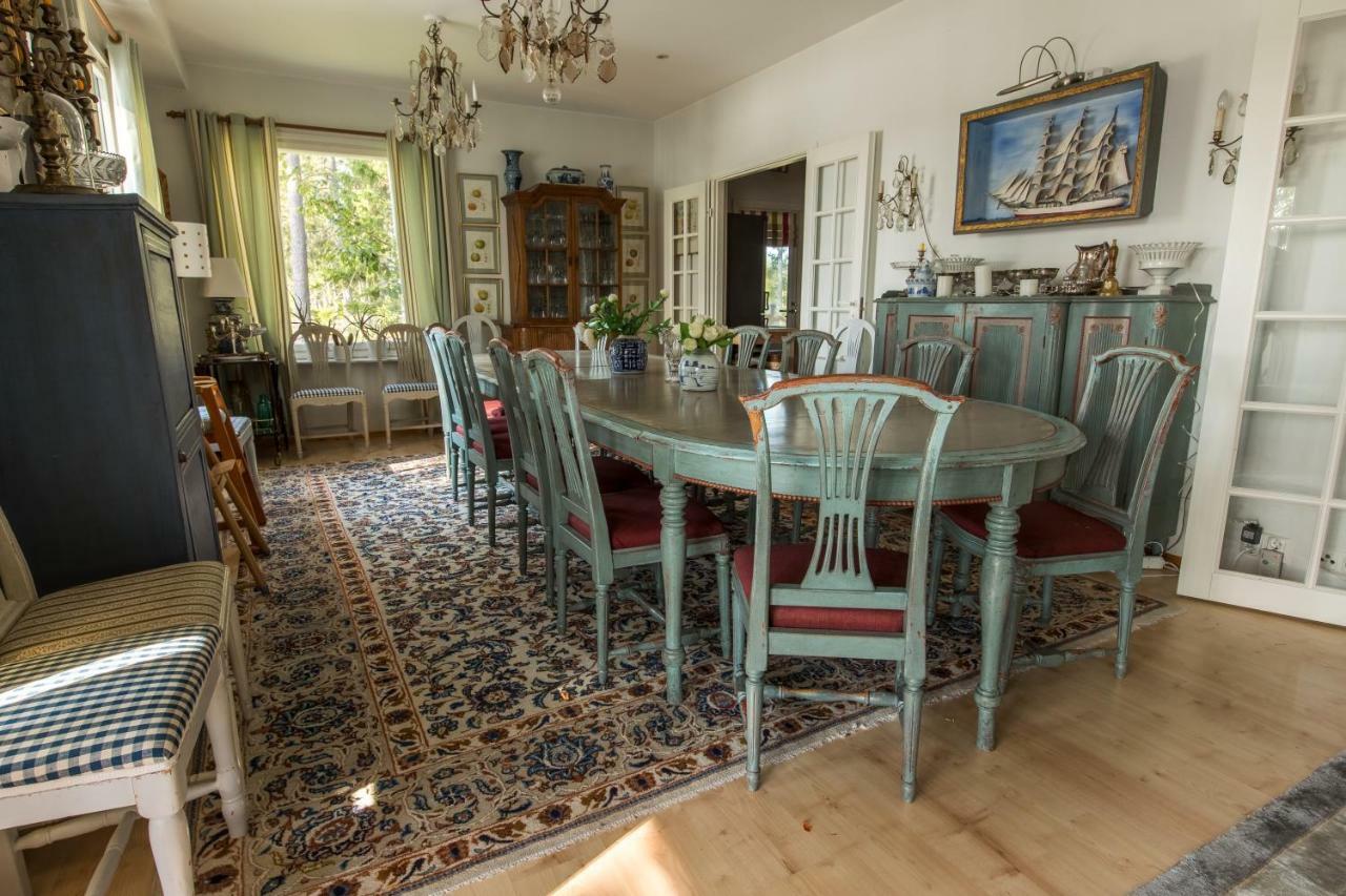 Villa Harald - Beachfront Hitis Bagian luar foto
